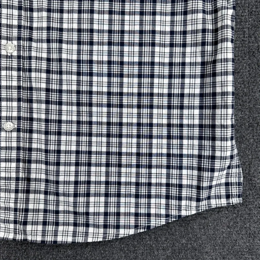 Banana Republic Button Down Shirt Mens L Large Navy White Plaid Untucked Fit